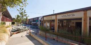 Luna Upper Westside Gallery 55