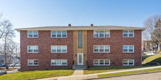 4821 Nicholas St Gallery 1