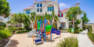 Available Now! Tri-Level 3 Bedroom 3.5 Bath Townhome!! Gallery 62