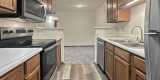 Freshly Updated 2 Bed, 2 Bath Condo for Rent in Denver Gallery 5