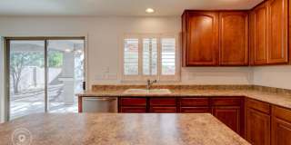 Gorgeous 4 Bed 3 Bath 3 Car home in Peoria with community Pool Gallery 8