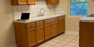 1 bed 1 bath in Fullerton Gallery 8