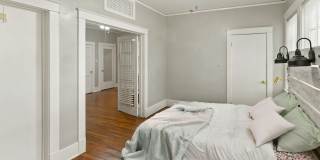 Adorable Cottage Just Steps from LSU's Campus and the Lakes! Adorable Cottage Just Steps from LSU's Campus and the Lakes! Gallery 8