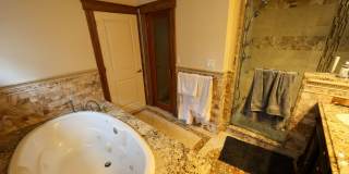 Charming 5 Bedroom-No Broker Fee Gallery 6
