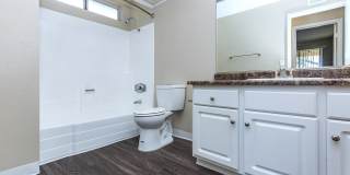 Carlyle Square Apartment Homes Gallery 50