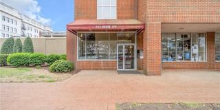111 High Street Gallery 1