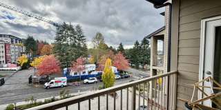 Modern Comfort Meets Prime Convenience in the Heart of Redmond’s Overlake (Reduced rent until May 1st)( MOVE IN SPECIAL ONE MONTH FREE) Gallery 6