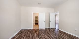 Attractive 4 Bedroom, 2.5 Bath, 2-Story Home in Manor! Gallery 7