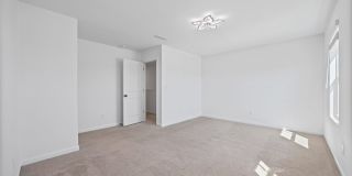 Beautiful 3-bed, 2.5 bath end unit townhome in Penley Place of Clover! Gallery 23