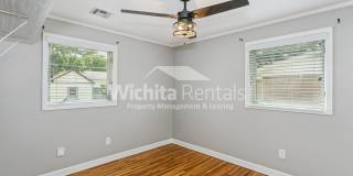 4 bedroom 2 bathroom Gallery 11