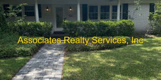 Beautiful 4bed/3bath Corner Lot in Suburban Heights Gallery 5