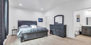 Luxury Townhouse by ASU Gallery 22