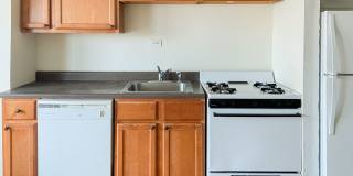 1825-39 W Foster / 5131-37 N Wolcott Gallery 4