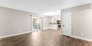 Modern Condo in Guard-Gated Community! Gallery 6