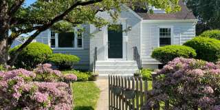 3 Bedroom 2 Bath Furnished House Near Southport Gallery 1