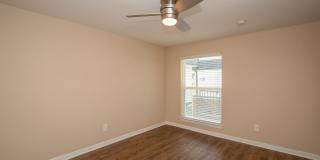 Dominion at Oak Forest Apartments Gallery 31