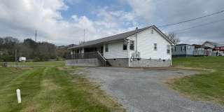 3bed / 2 bath house near Race Track! Gallery 1