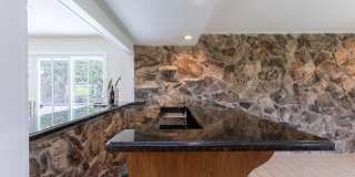555 Paulette Place Gallery 10
