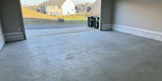 274 Broadberry Avenue Gallery 38