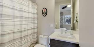 1632 W Ohio Street Gallery 21