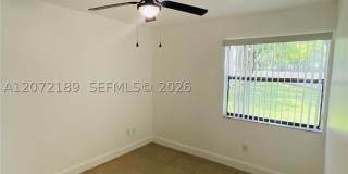 20005 NE 3rd Ct Gallery 16