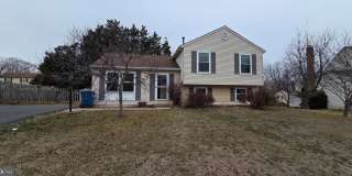 223 LAURA ANNE Court Gallery 1