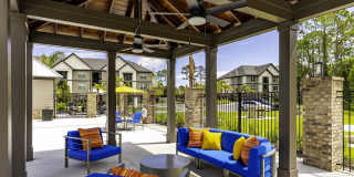 Riverwalk Grand Gallery 18