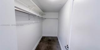 4332 W Flagler Gallery 13
