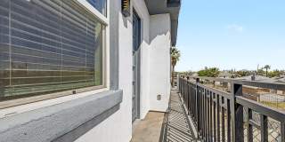 1344 E POLK Street Gallery 24