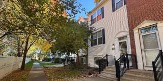 4 bedroom, 3.5 bathroom townhome in Ramsey MN Gallery 1