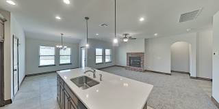 4 Bedroom 2 Bath Home Centrally Located in NW OKC in Putnam City Schools Gallery 7