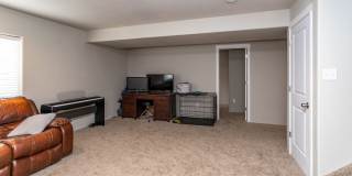 Exquisite 2-Story Home: Luxury Living in Tranquil Cul-de-Sac Setting!! Gallery 41