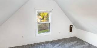 $500 OFF Special - Beautiful 4 Bed/1 Bath Home in Astoria Gallery 37