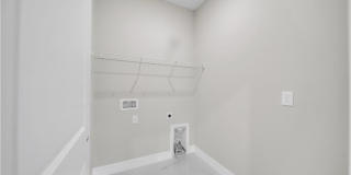 543 McArthur Boulevard Gallery 6