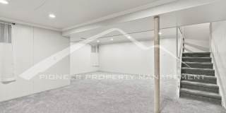 Stunning Townhouse with Washer/Dryer and Central AC Gallery 22