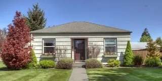 Beautiful 2 Bedroom Home on Spacious Corner Lot Gallery 1