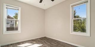 1045 Casgrain Street Gallery 16