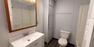 2254 S Riverside Drive Gallery 6