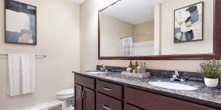 City Walk at Woodbury Gallery 11