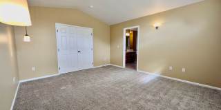 This Beautiful Updated Lake Oswego Home in a Spectacular Setting in the Heart of Lake Oswego is Coming Soon! Gallery 21
