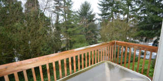 Two Bedroom 2 1/2 Bath Condo Gallery 6