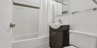 55 West Chestnut Gallery 34