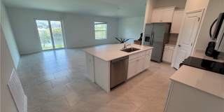 1609 NE 33rd Terrace Gallery 7