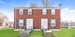 1344-1346 Cedarview WDr Gallery 1