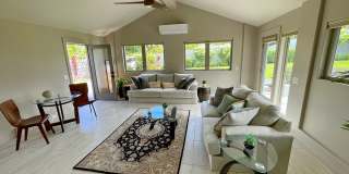 Island Living in a Renovated 2-Bed, 2-Bath Unfurnished Maui Meadows Retreat Gallery 4