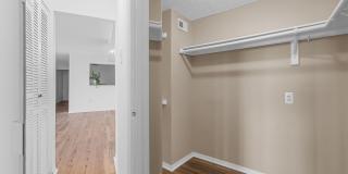 1515 S ARLINGTON RIDGE Road Gallery 25