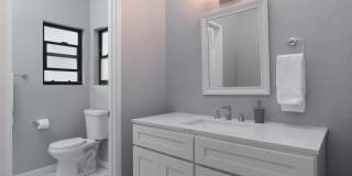 42655 Delhi Place Gallery 29