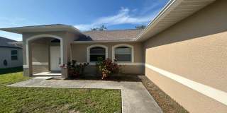3 bedroom 2 bathroom single family home Gallery 1