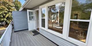 1420 Warren Ave N Apartments Gallery 11
