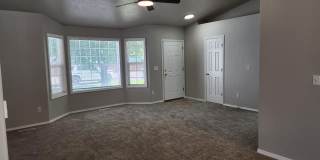 Nice 3 bed, 2 bath home in Boise. Newer Paint and Carpet. Gallery 9